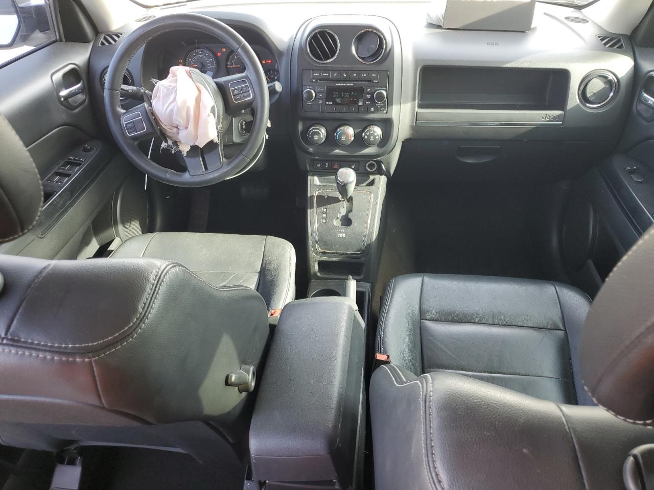 2015 Jeep Liberty (Patriot) - Image 8