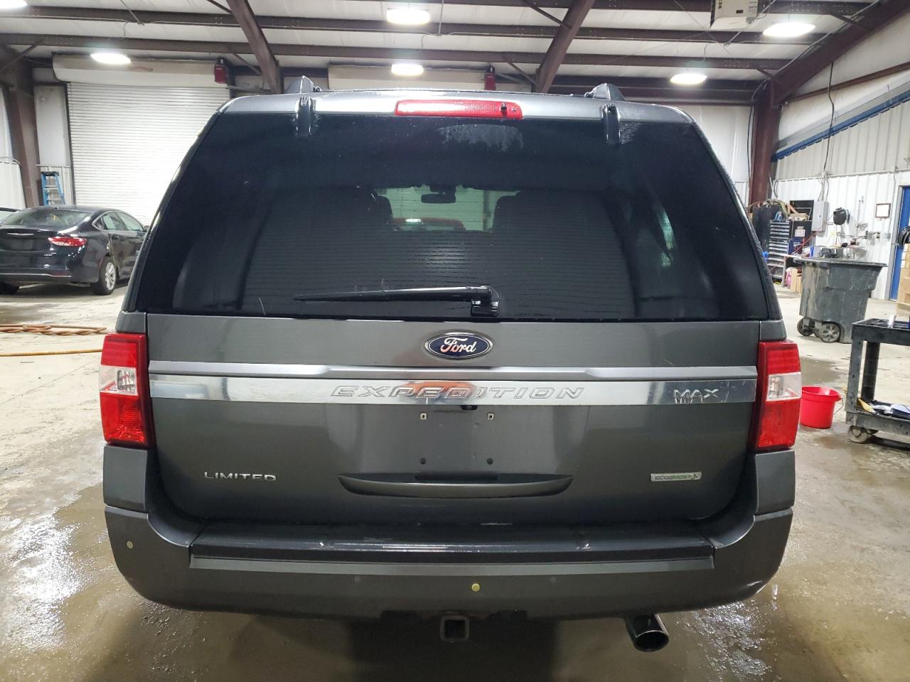 2015 Ford Expedition - Image 6