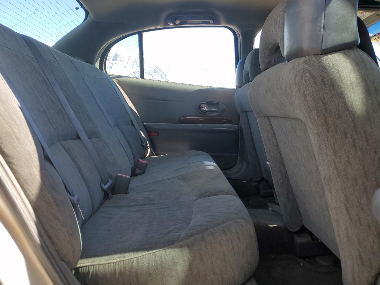2005 Buick LeSabre - Image 10