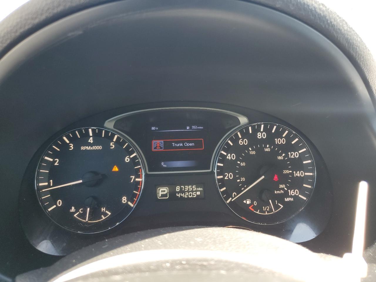 2015 Nissan Altima - Image 9