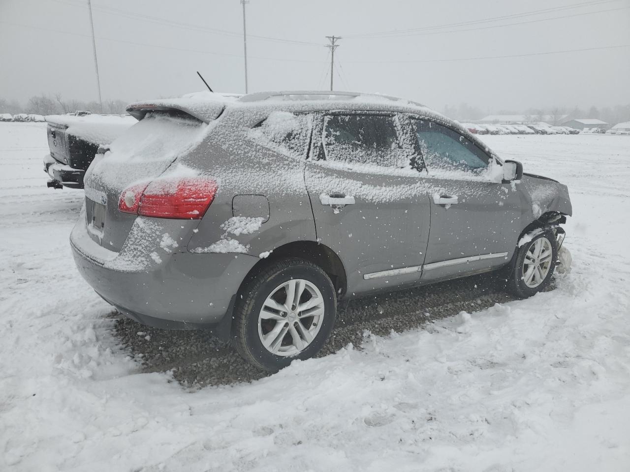 2015 Nissan Rogue - Image 3
