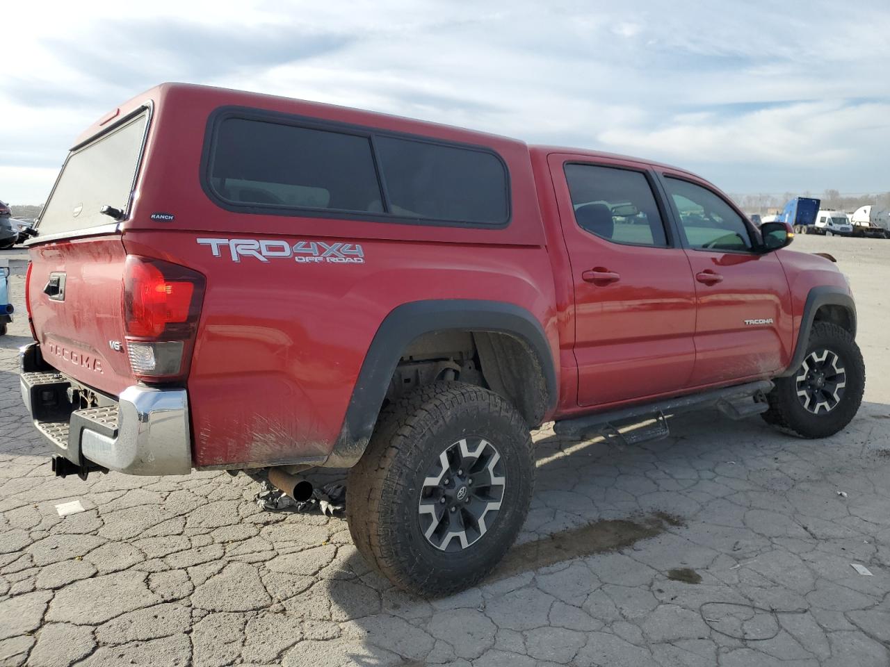 5TFCZ5AN8JX160730 TOYOTA TACOMA 2018