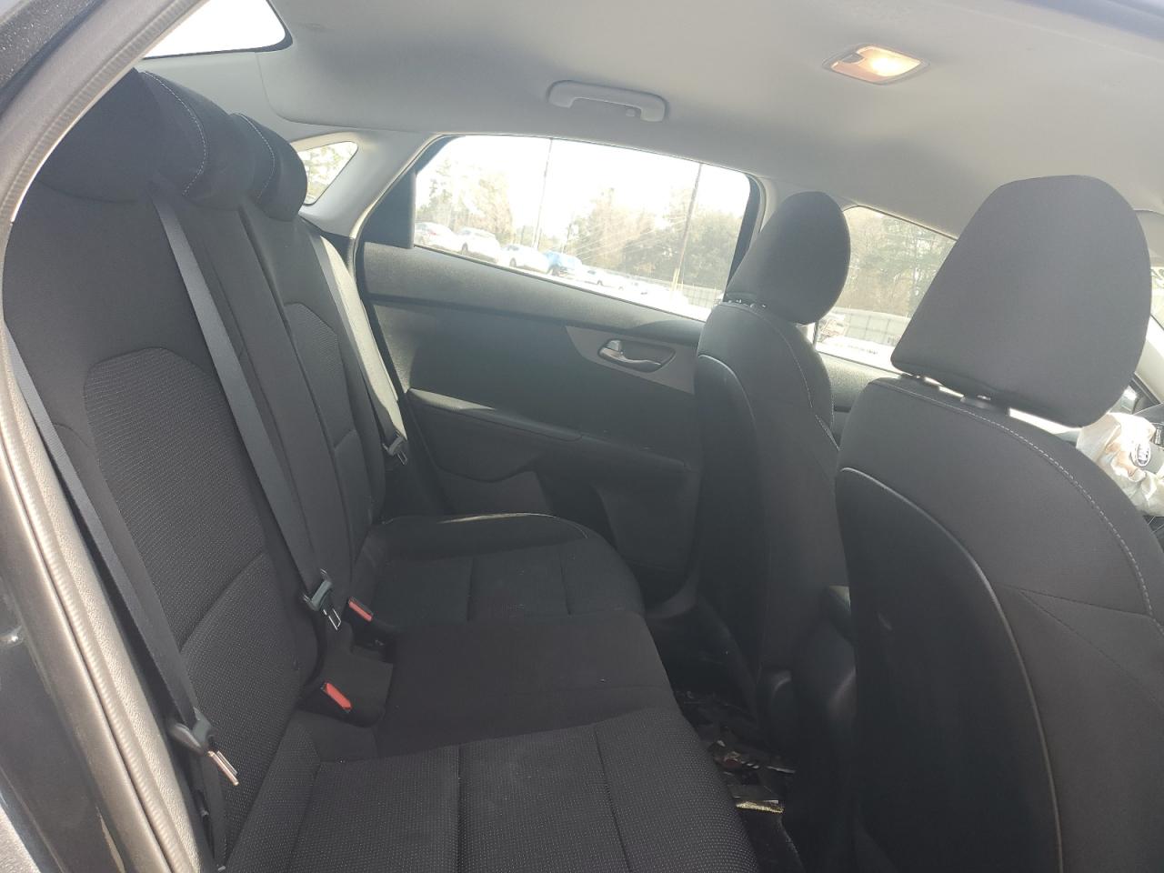 2020 Kia Forte - Image 10