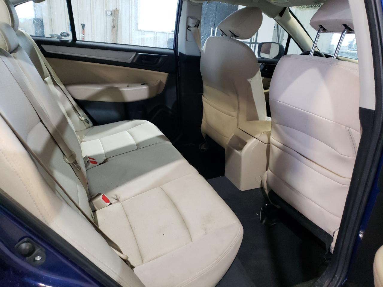 2016 Subaru Legacy - Image 10