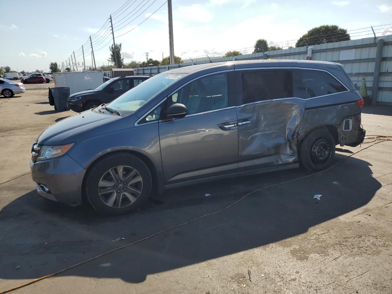 2014 Honda Odyssey - Image 1