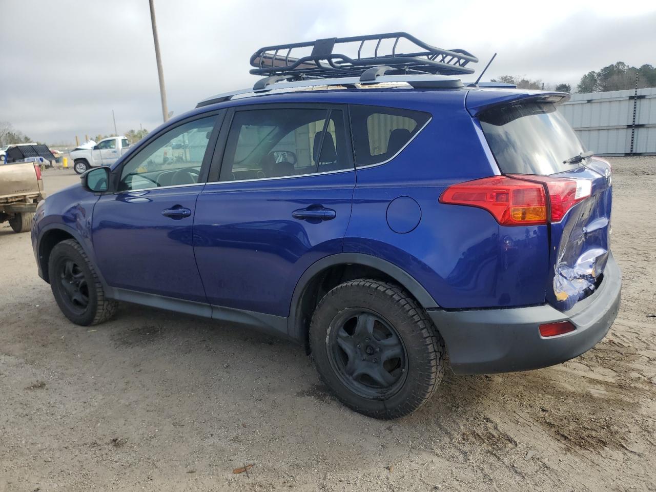 2015 Toyota RAV 4 - Image 2