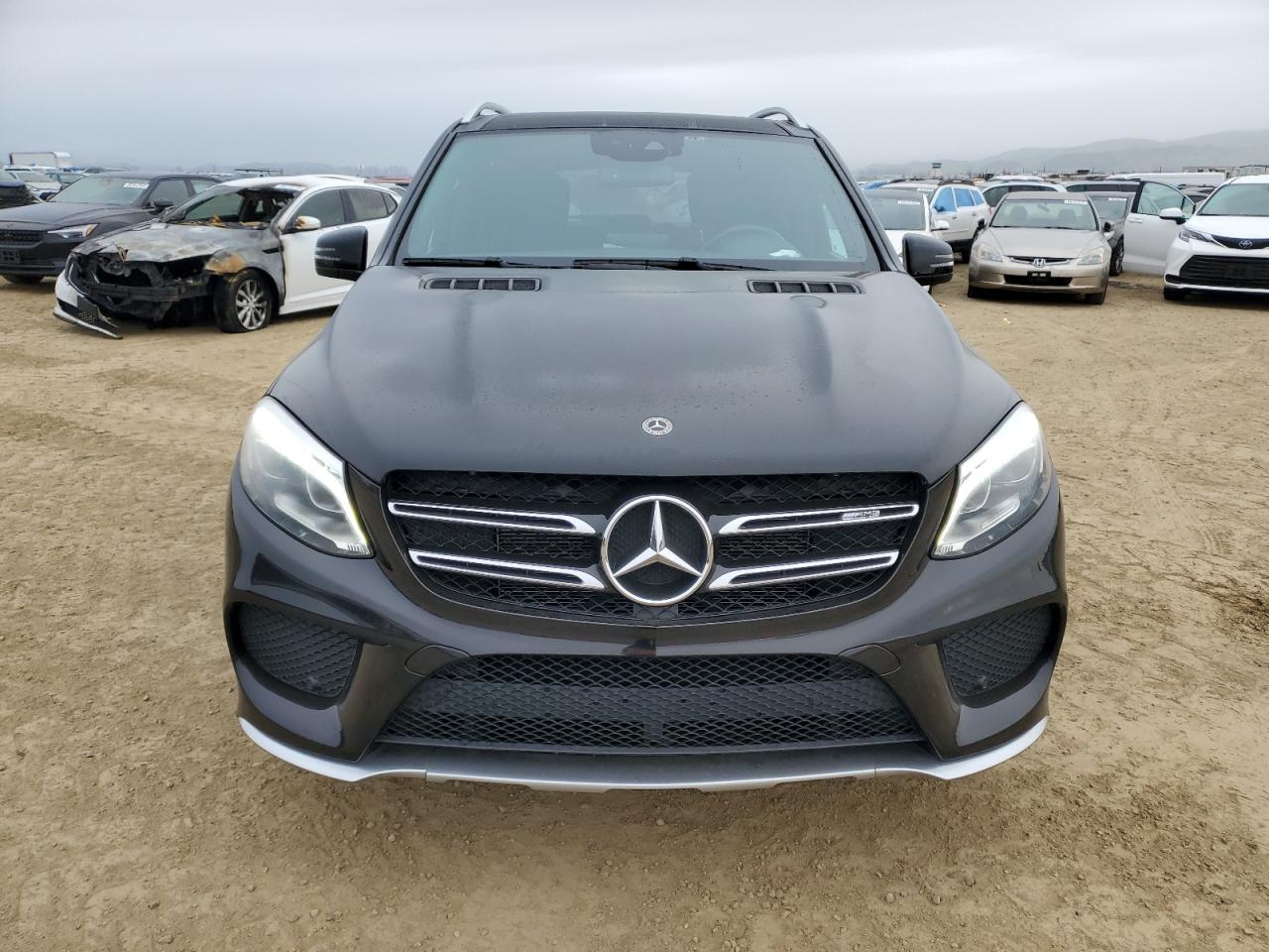 2017 Mercedes-Benz GLE - Image 5