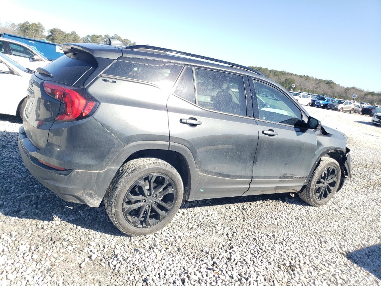 2021 GMC Terrain - Image 3
