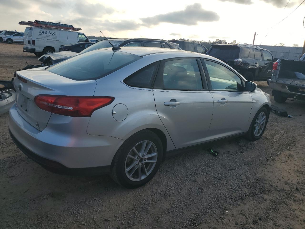 1FADP3FE2JL285114 FORD FOCUS 2018