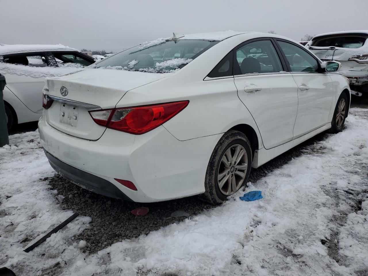 2014 Hyundai Sonata - Image 3
