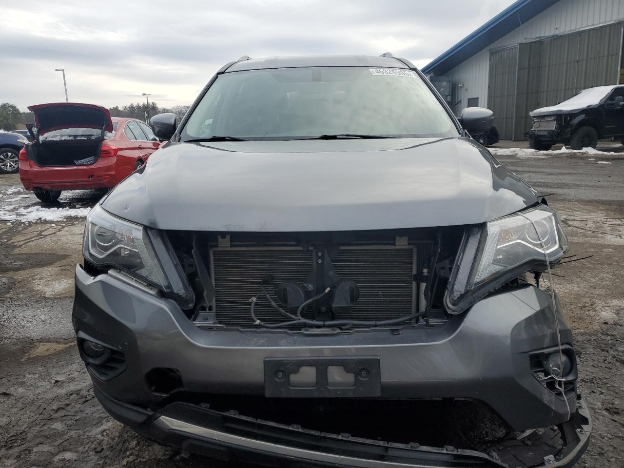2019 Nissan Pathfinder - Image 5