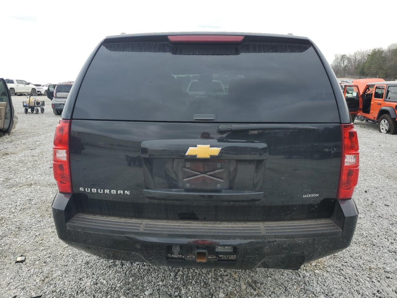 2013 Chevrolet Suburban - Image 6