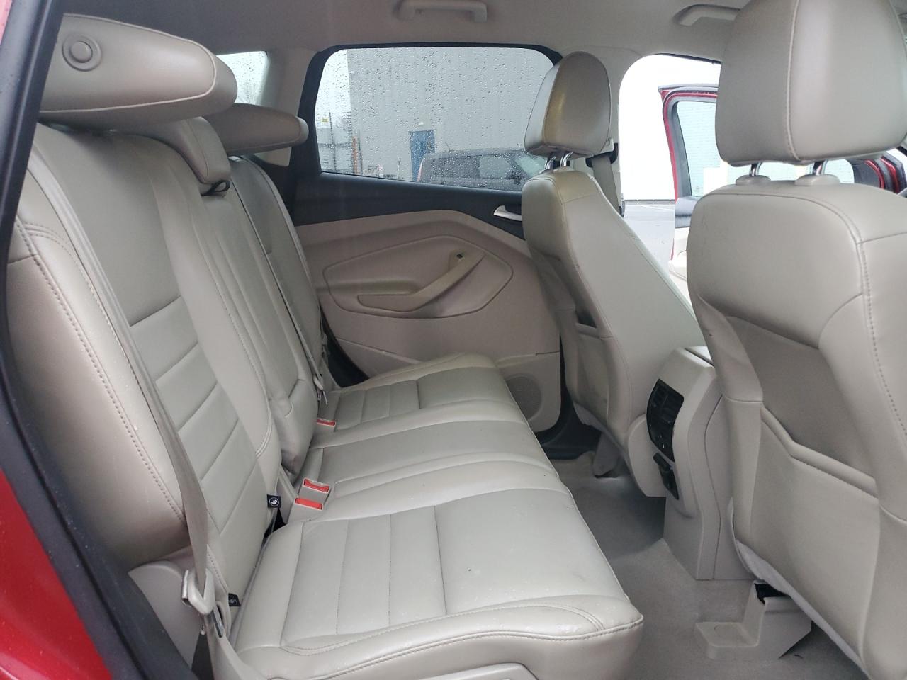 2015 Ford Escape - Image 11