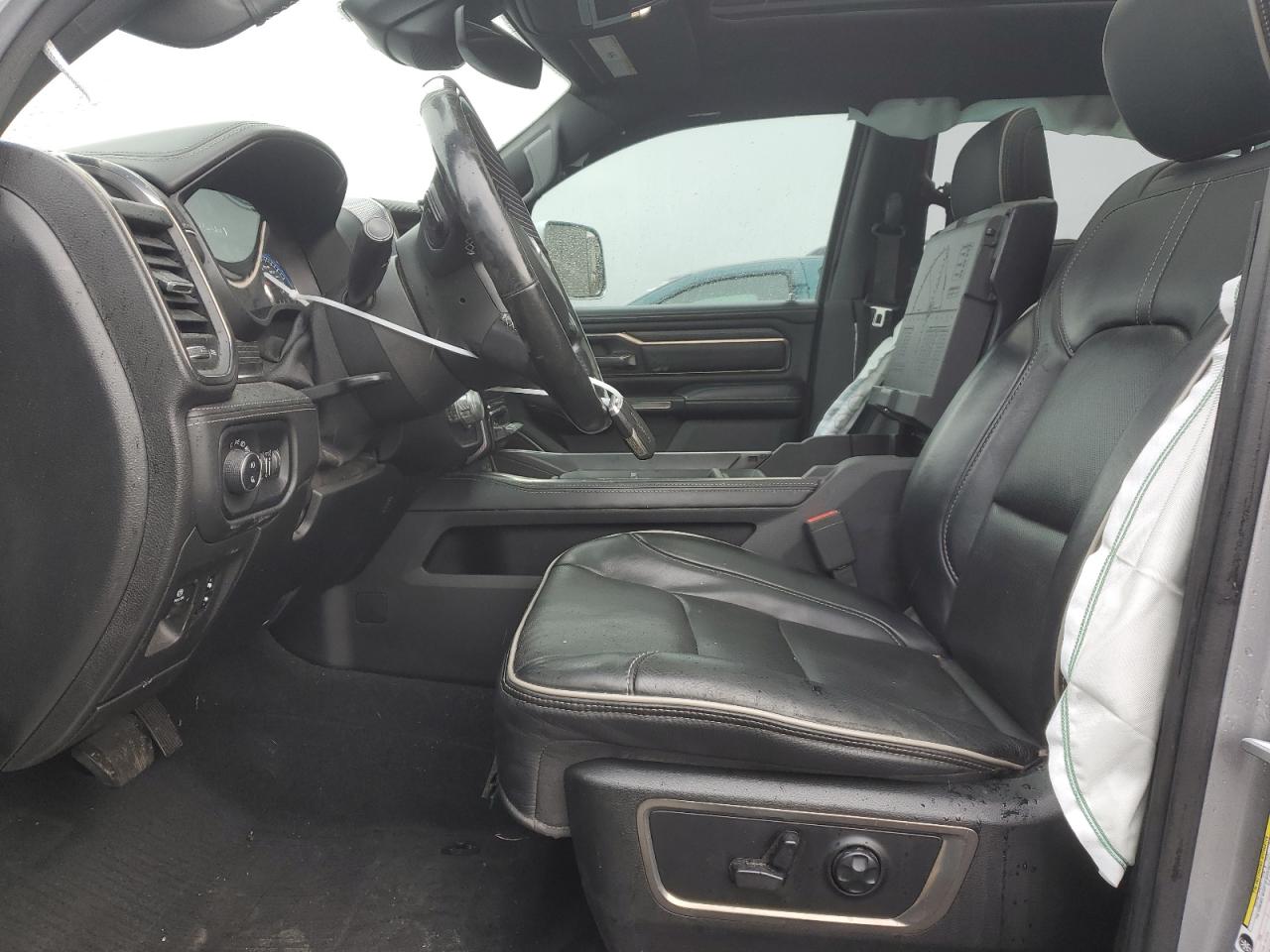 2019 RAM 1500 - Image 7