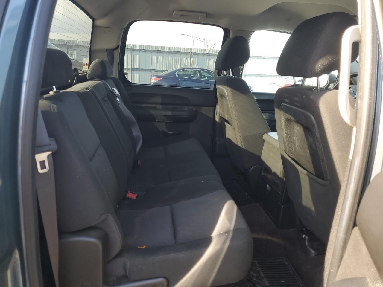 2013 Chevrolet Silverado - Image 10