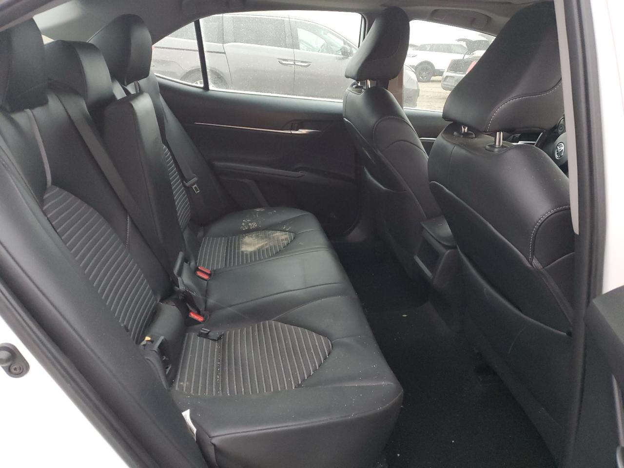 2019 Toyota Camry - Image 10