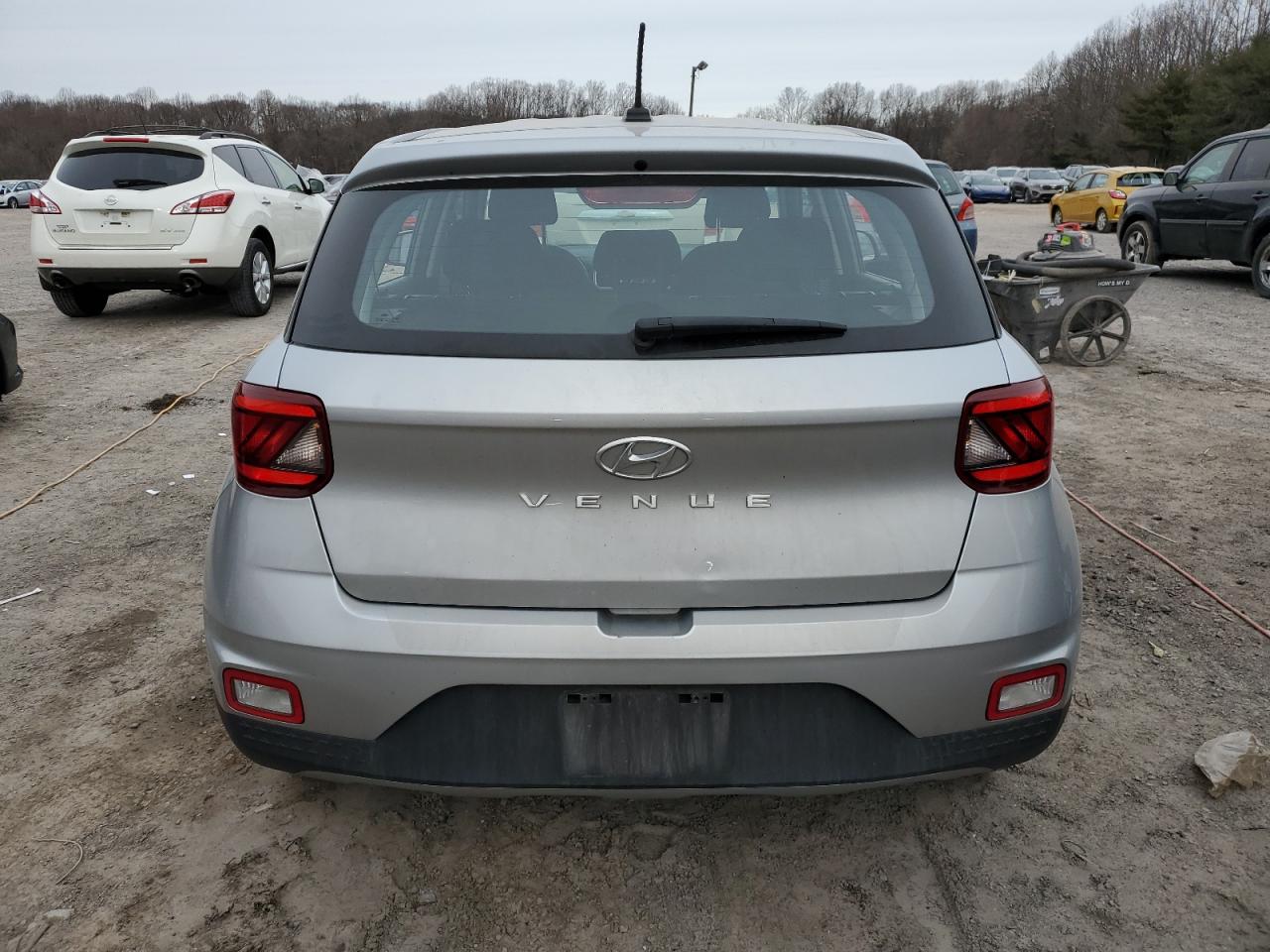 2023 Hyundai Venue - Image 6