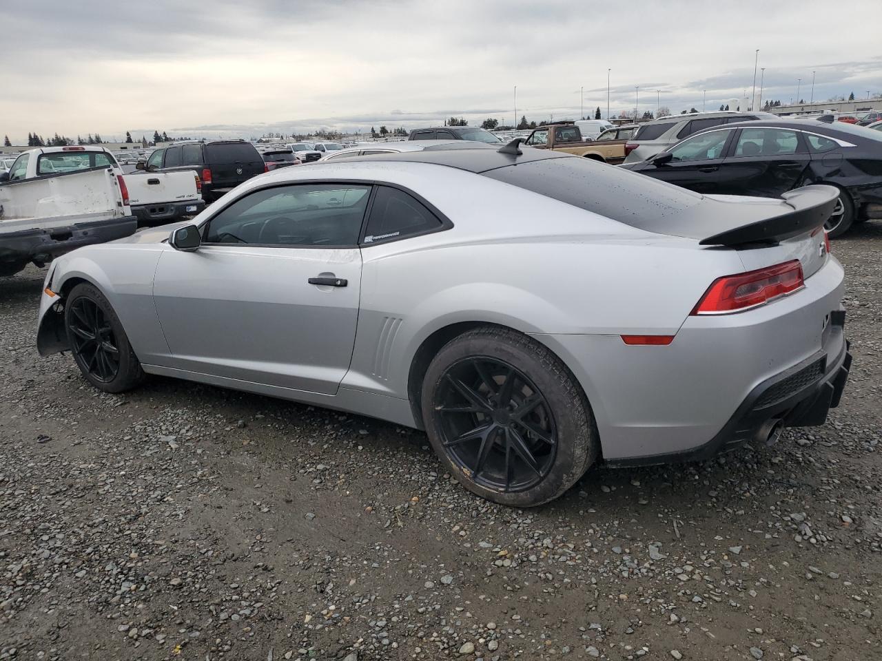 2015 Chevrolet Camaro - Image 2