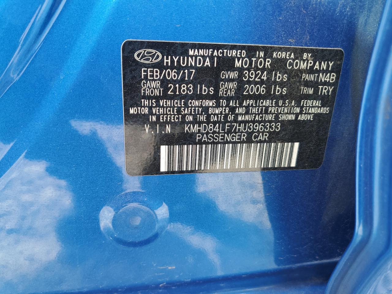 2017 Hyundai Elantra - Image 14