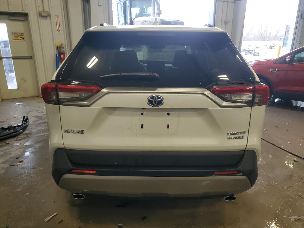 2024 Toyota RAV 4 - Image 6