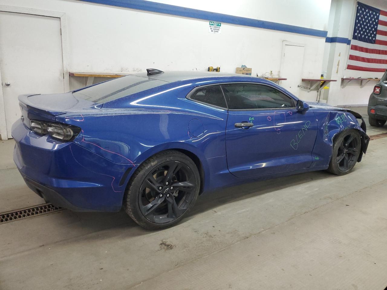 2020 Chevrolet Camaro - Image 3