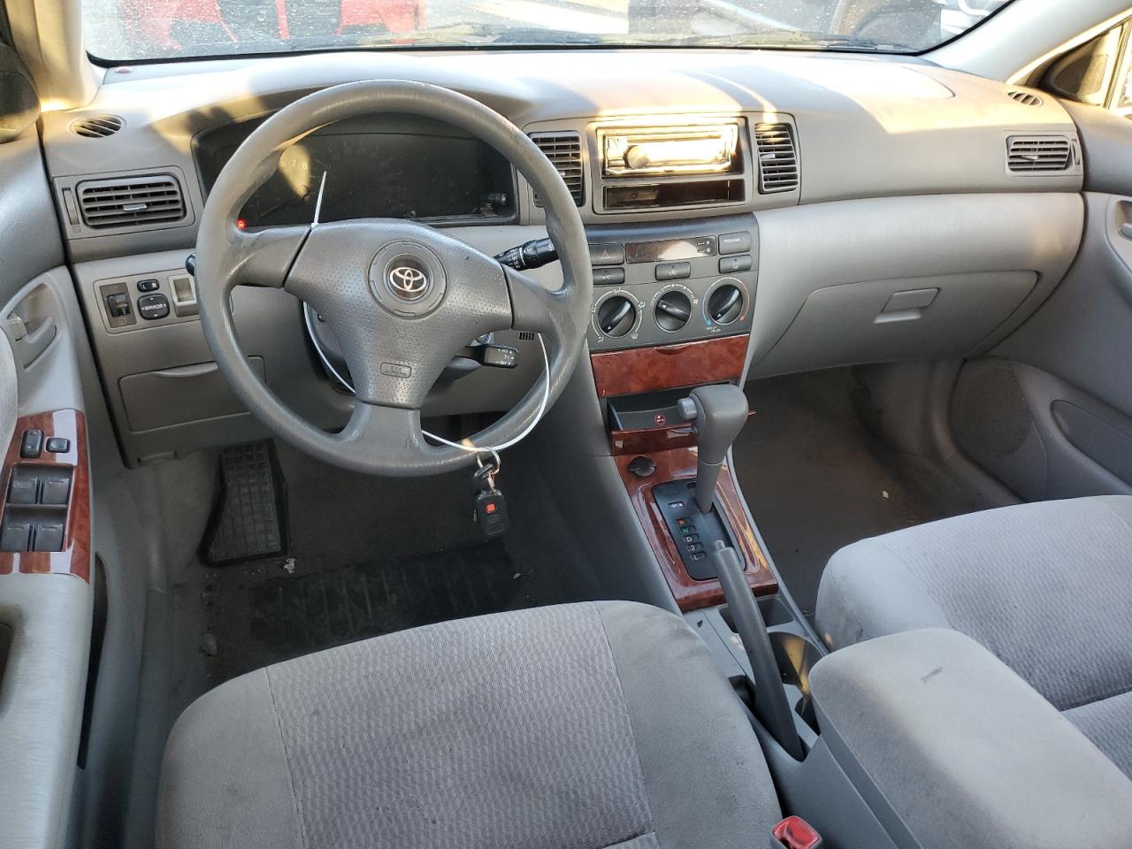 2005 Toyota Corolla - Image 8