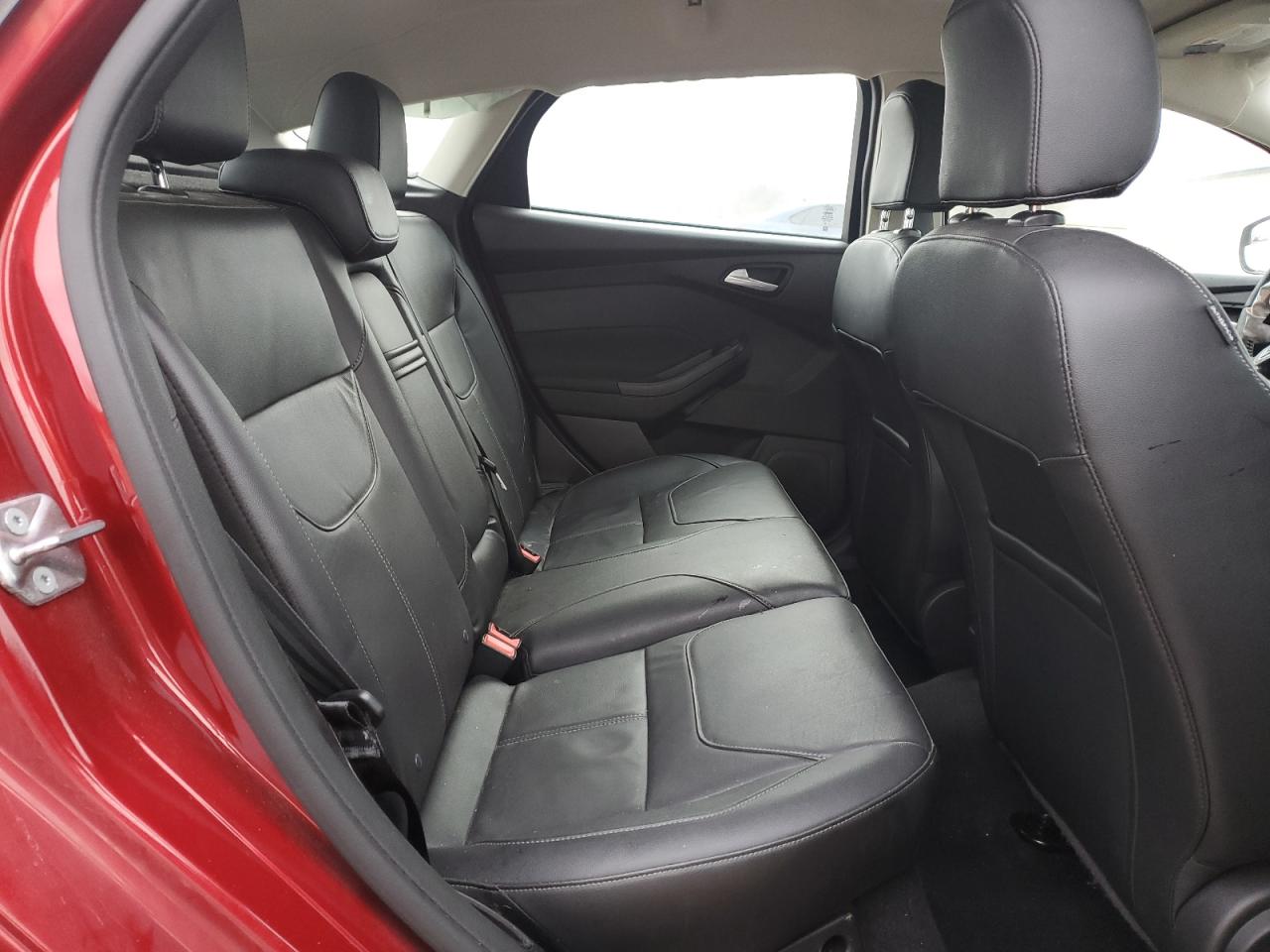 2015 Ford Focus - Image 10
