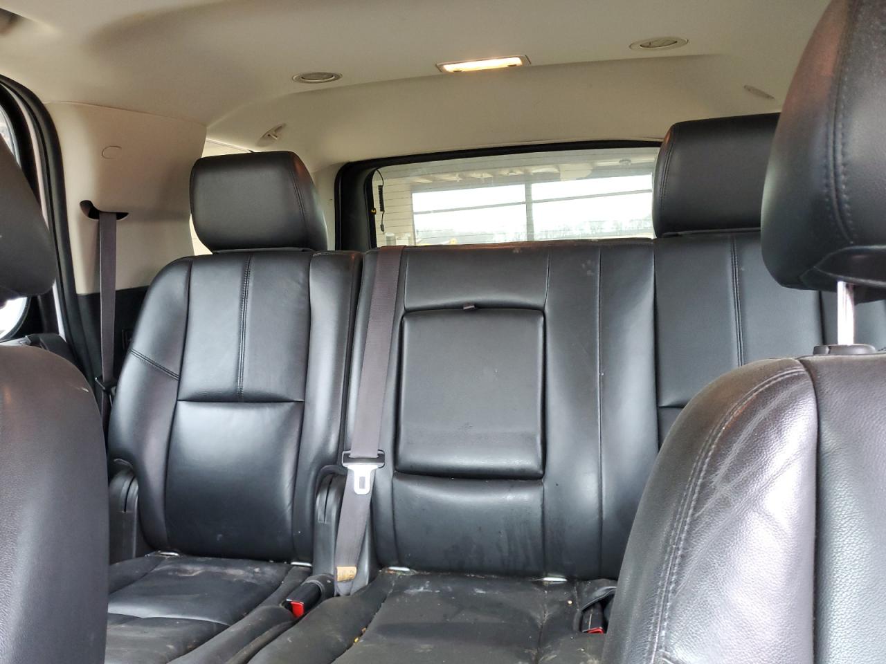 2013 Chevrolet Tahoe - Image 10