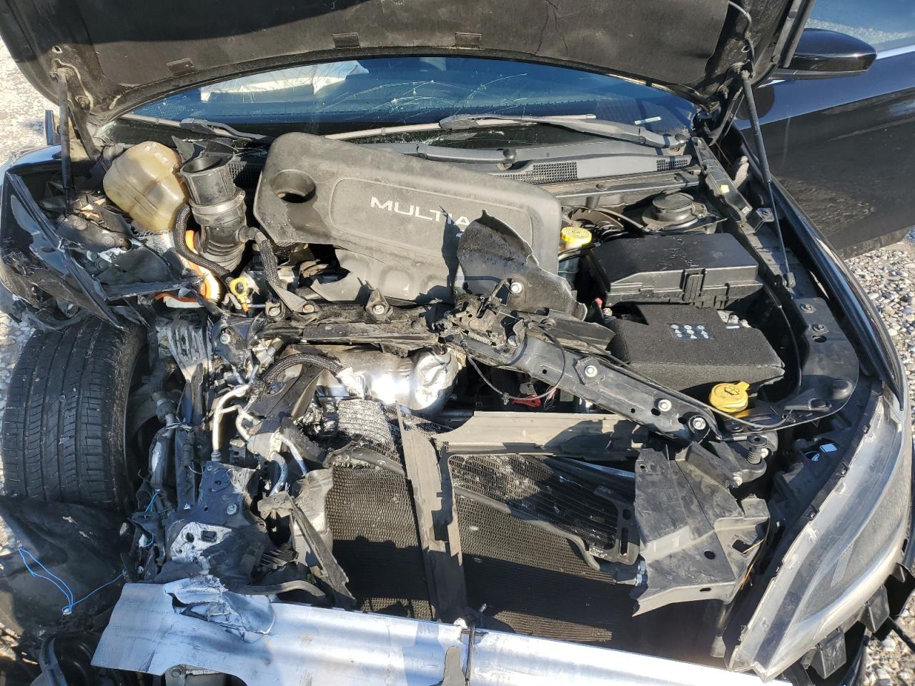 2015 Chrysler 200 - Image 12