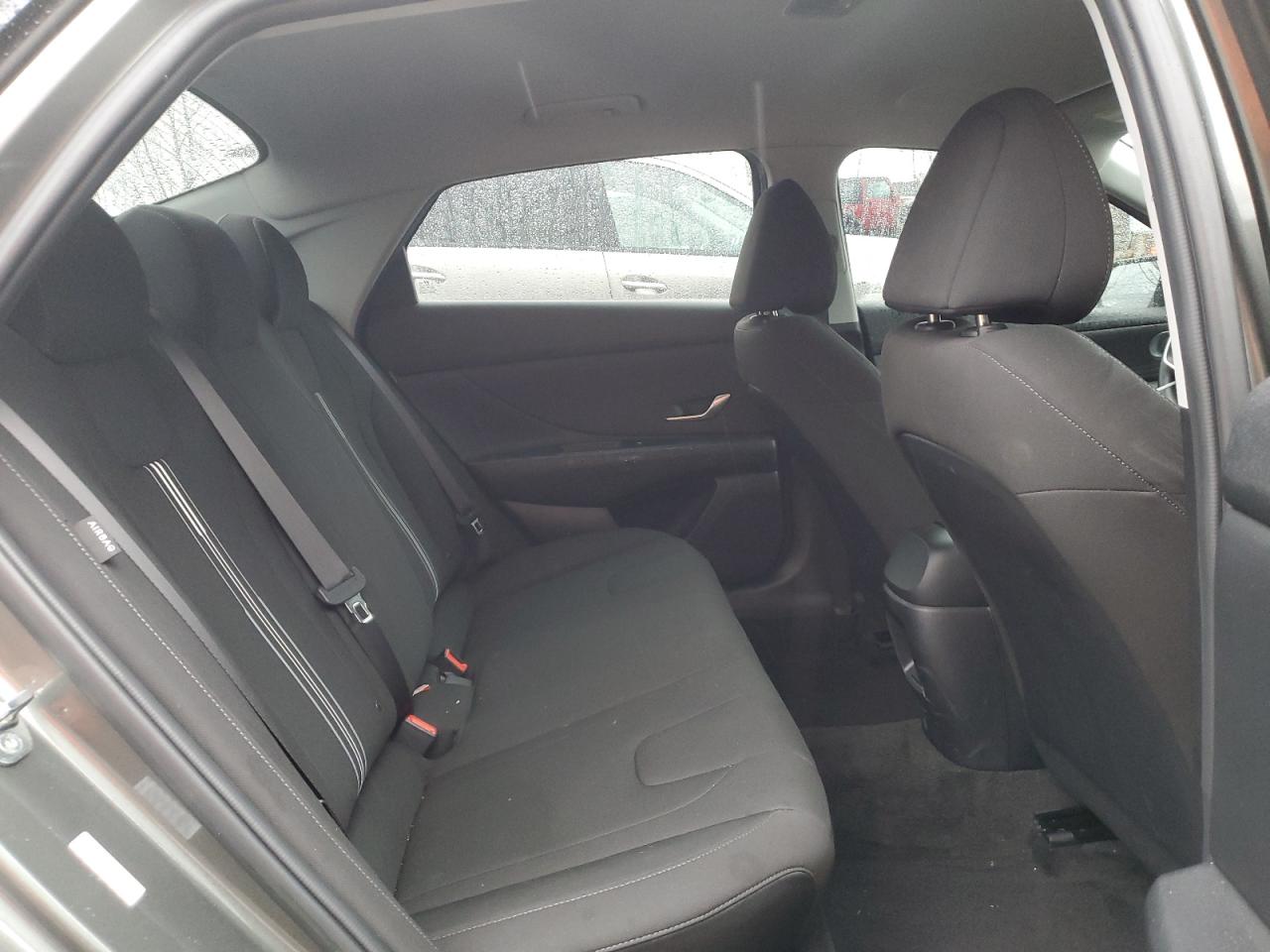 2024 Hyundai Elantra - Image 10