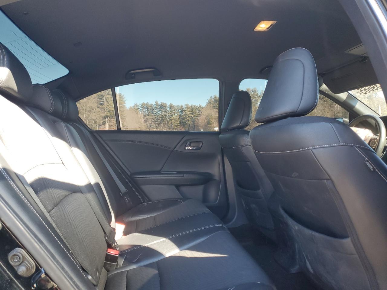 1HGCR2E54HA045923 HONDA ACCORD 2017