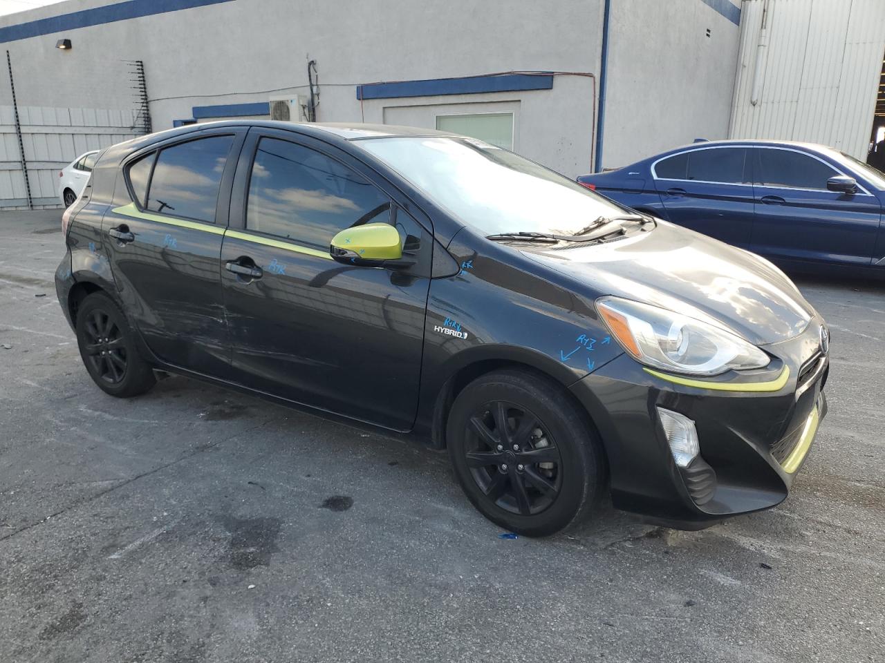 2016 Toyota Prius - Image 4