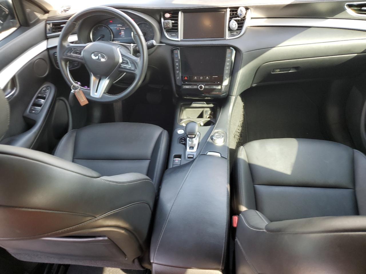 2019 Infiniti QX50 - Image 8