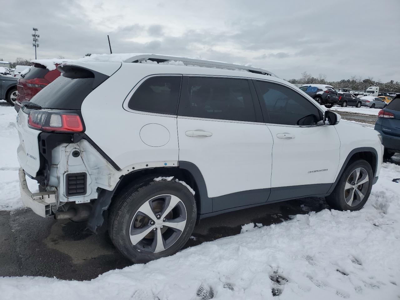 2019 Jeep Grand Cherokee - Image 3