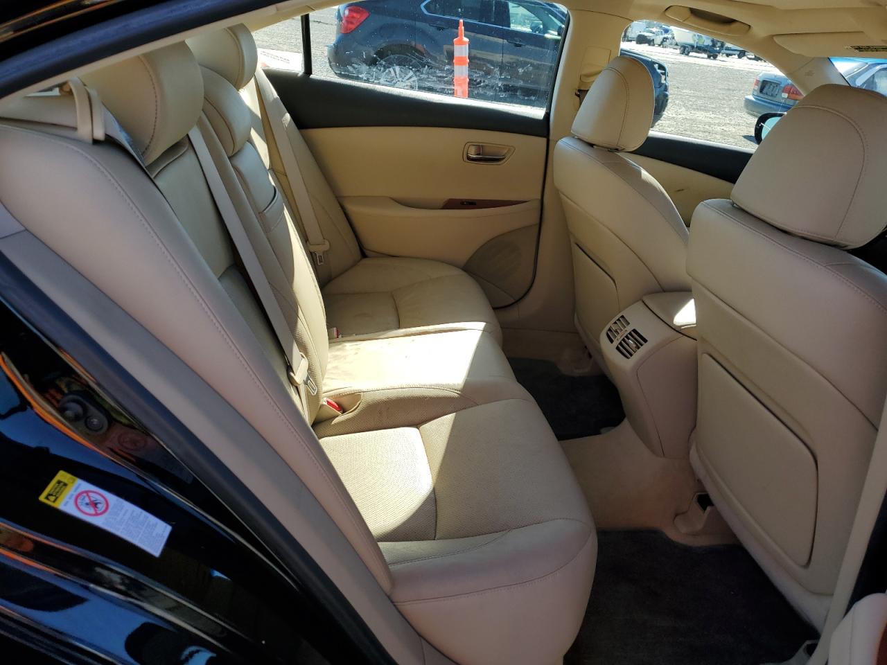 2009 Lexus ES - Image 10