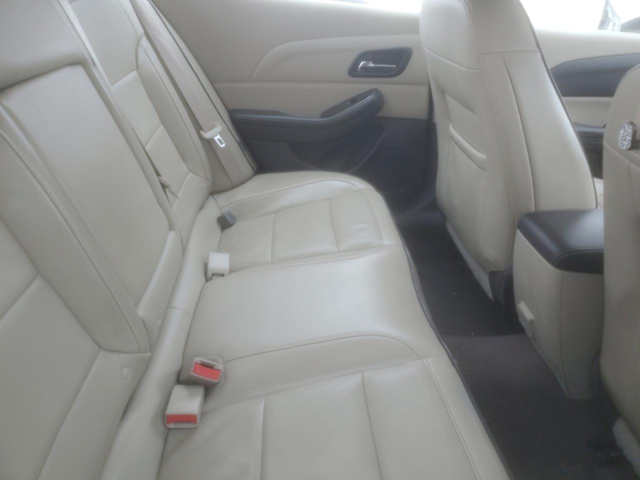 2014 Chevrolet Malibu - Image 10
