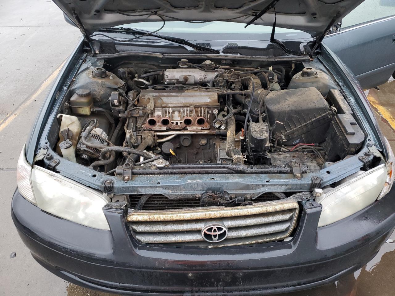 2001 Toyota Camry - Image 11