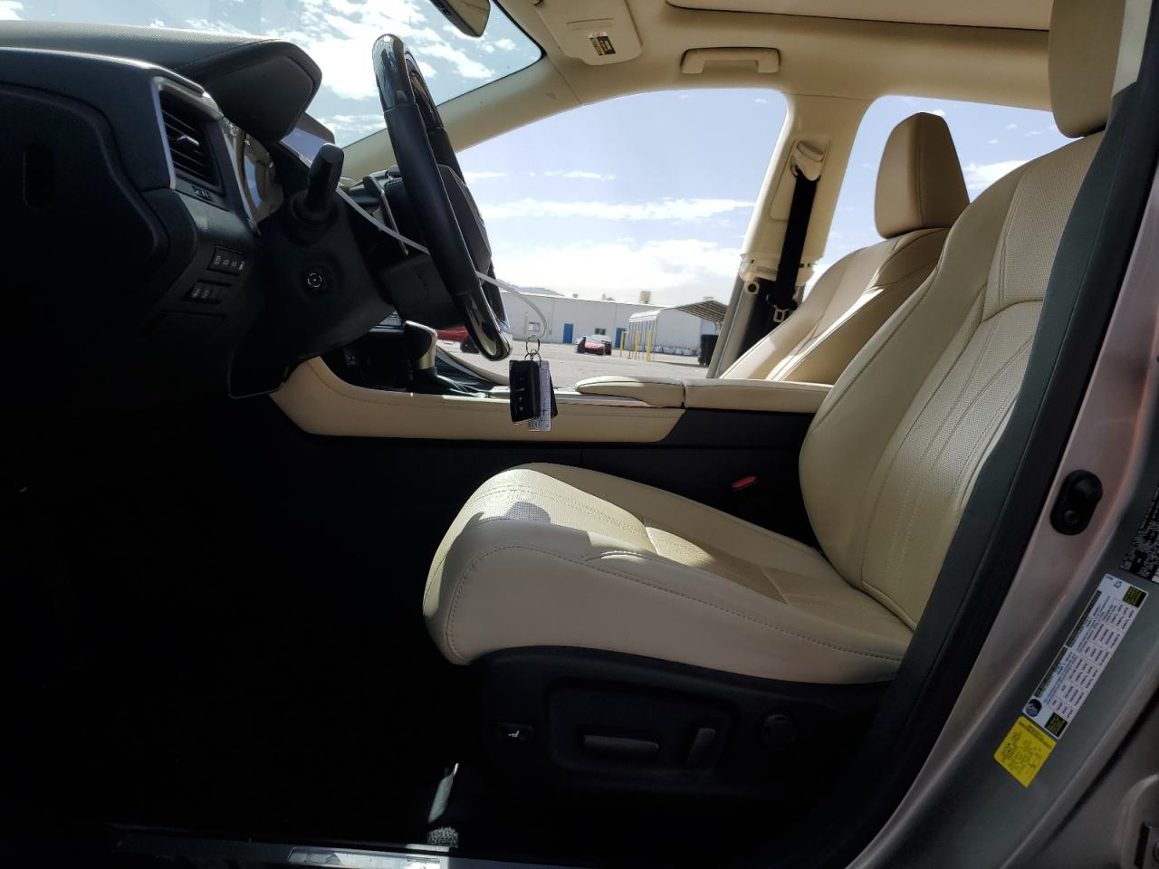 2021 Lexus RX - Image 7