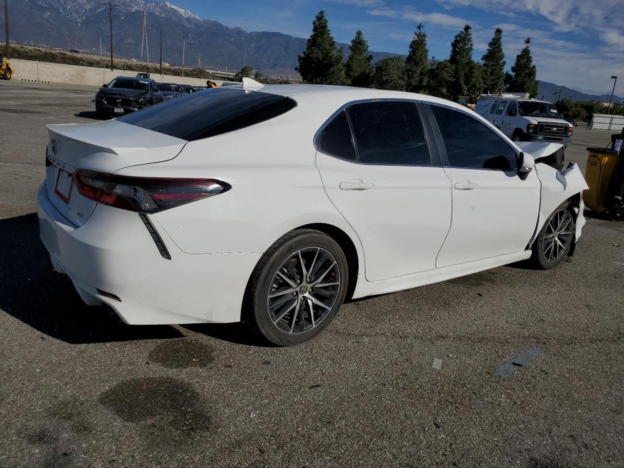 2022 Toyota Camry - Image 3
