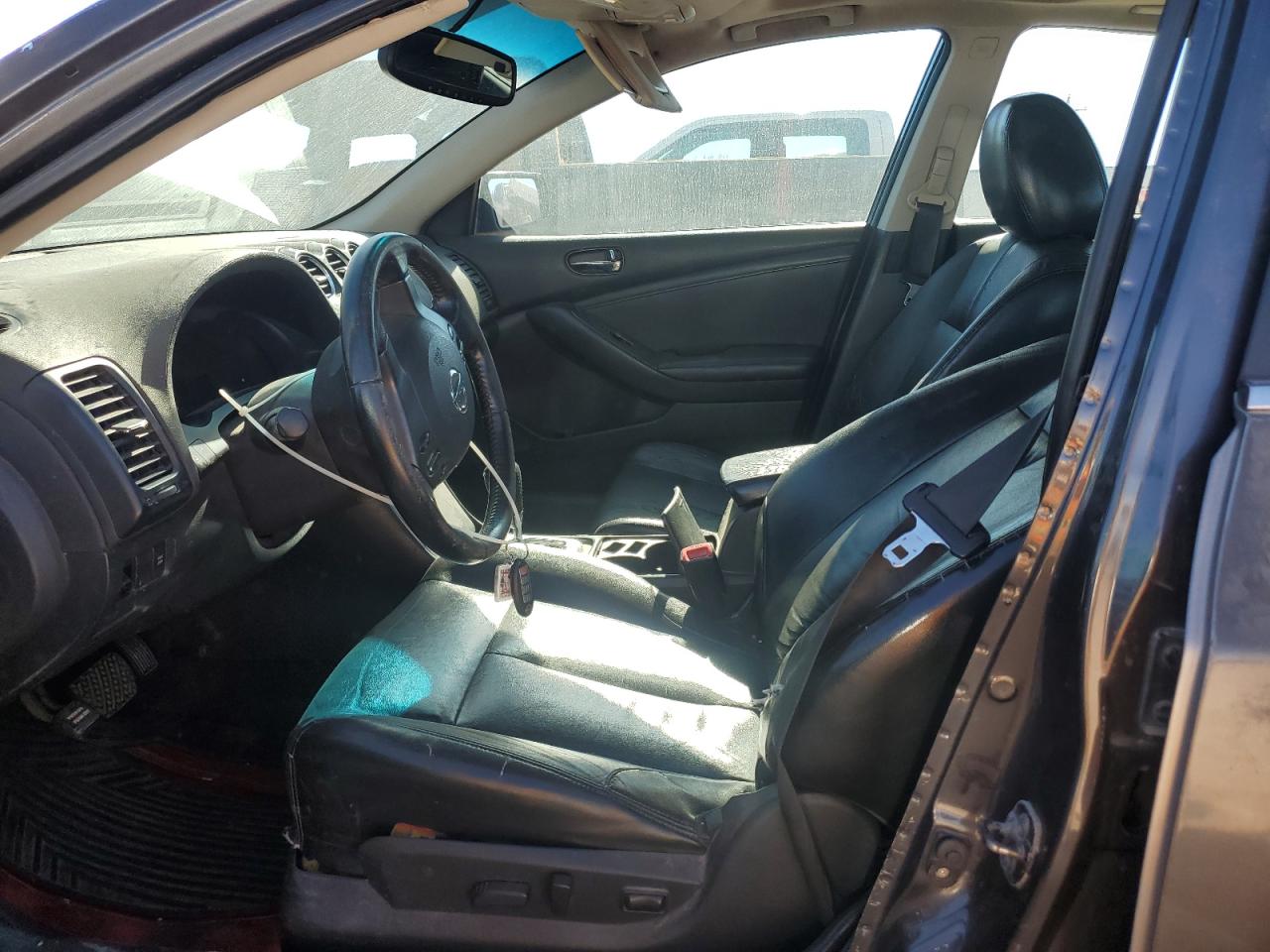 2010 Nissan Altima - Image 7