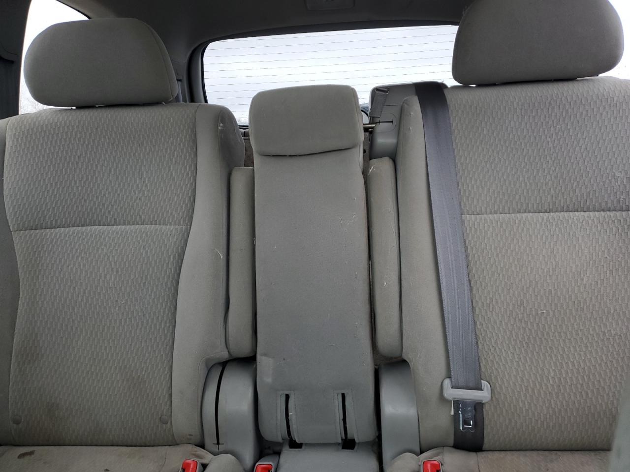 2010 Toyota Highlander - Image 10