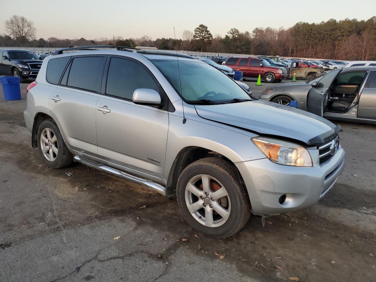2008 Toyota RAV 4 - Image 4