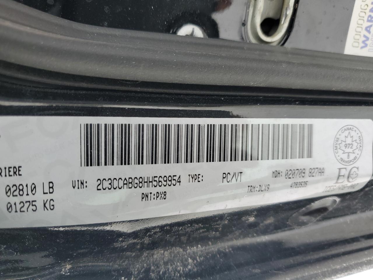 2017 Chrysler 300 - Image 13