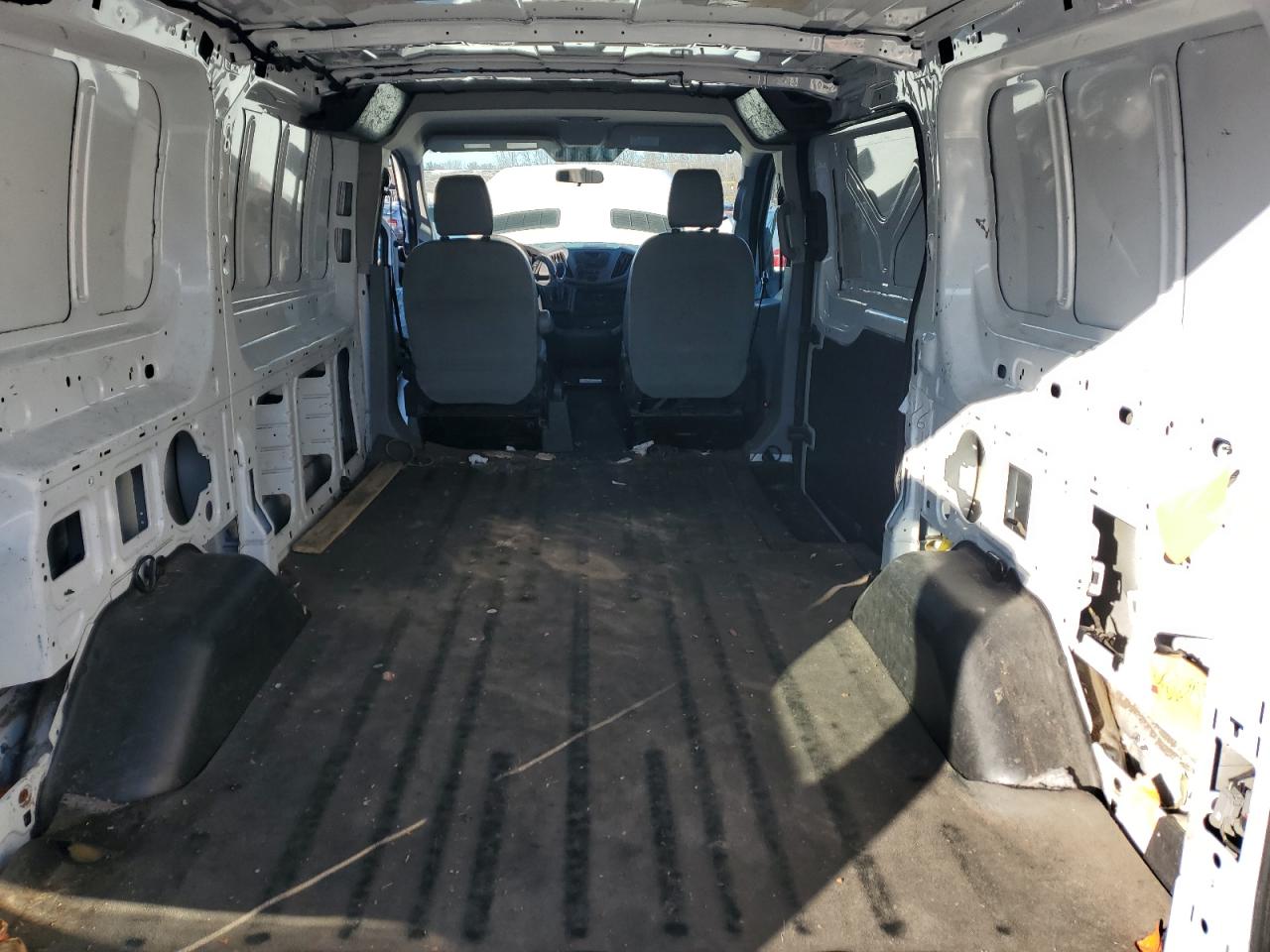 2015 Ford Transit - Image 11