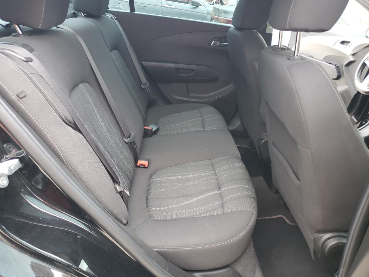 2018 Chevrolet Sonic - Image 10