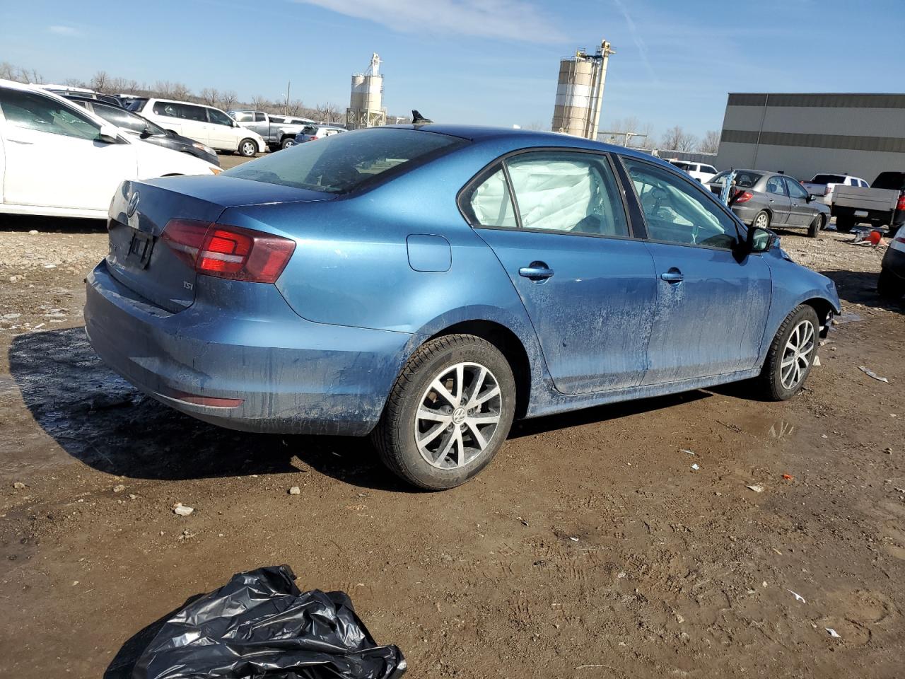 2016 Volkswagen Jetta - Image 3