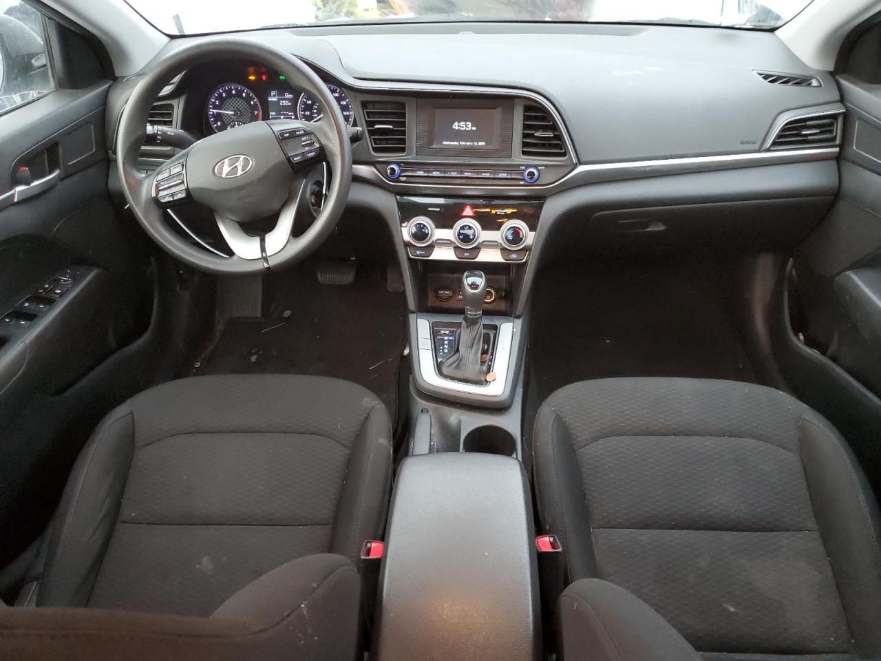 2019 Hyundai Elantra - Image 8