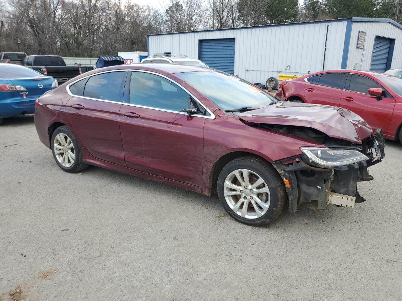 2016 Chrysler 200 - Image 4