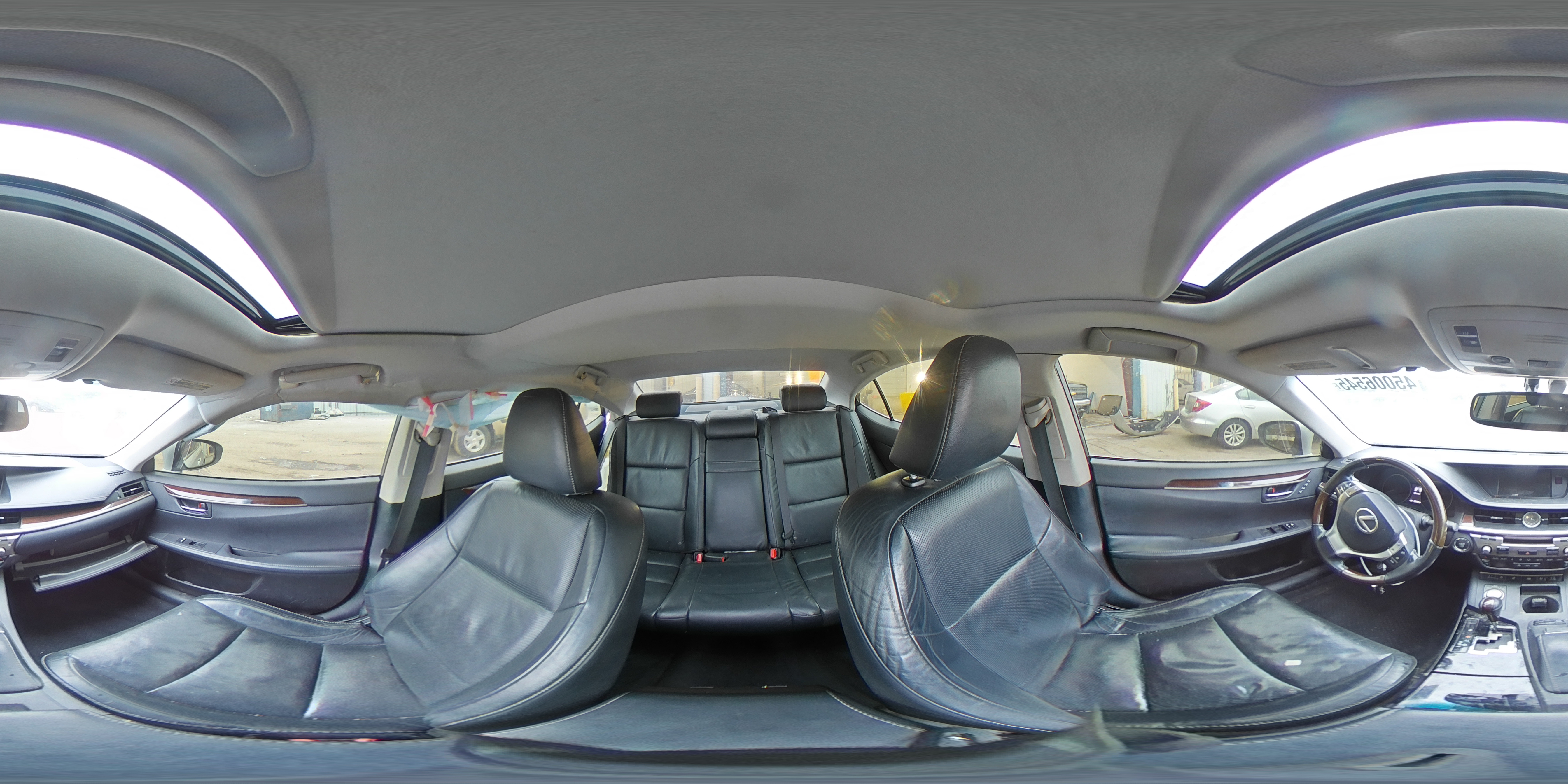 2013 Lexus ES - Image 14