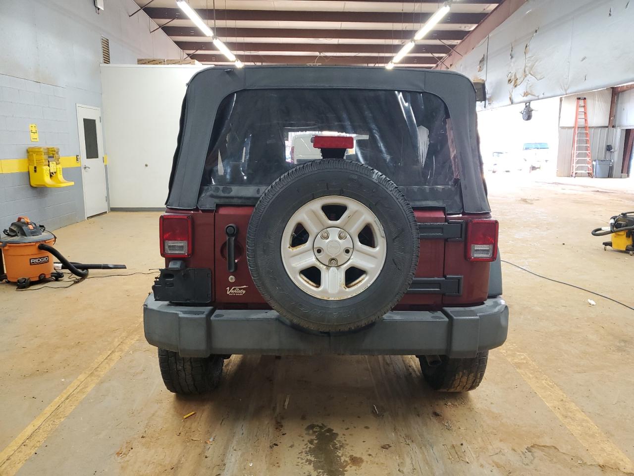2009 Jeep Wrangler - Image 6